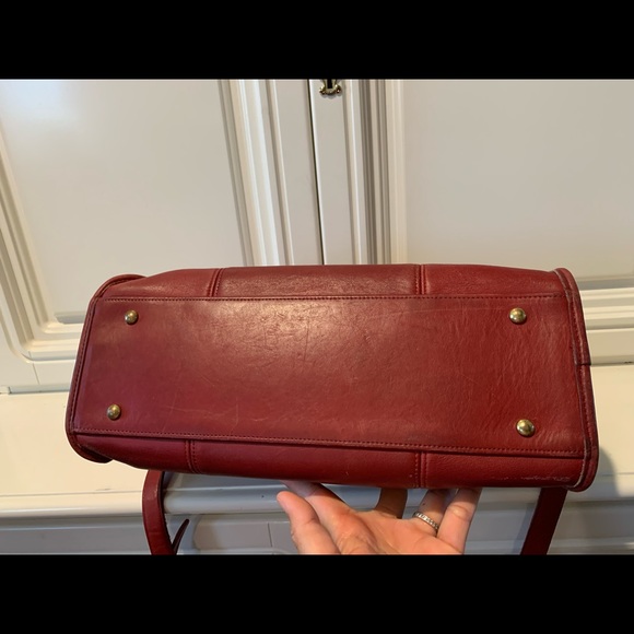 COACH 9995 LG Vtg Red Leather Bucket Satchel Bag w Cross-body Shoulder Strap - Picture 9 of 13